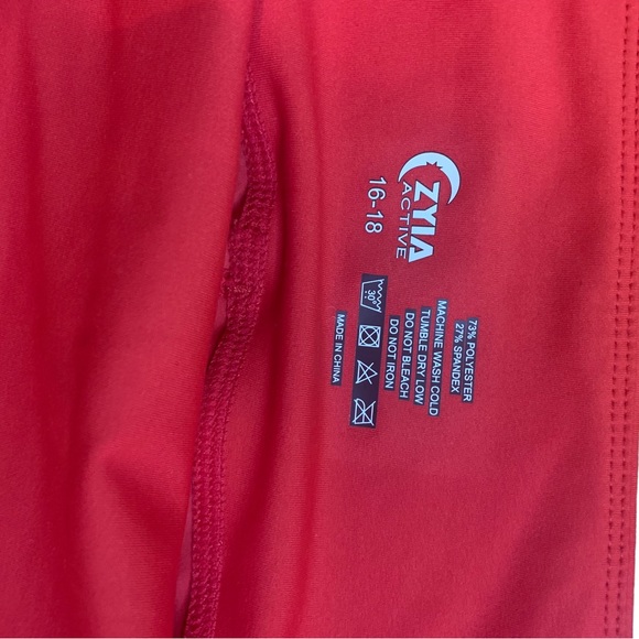 Zyia logo stripe red light n tight 28” high rise - Picture 4 of 8